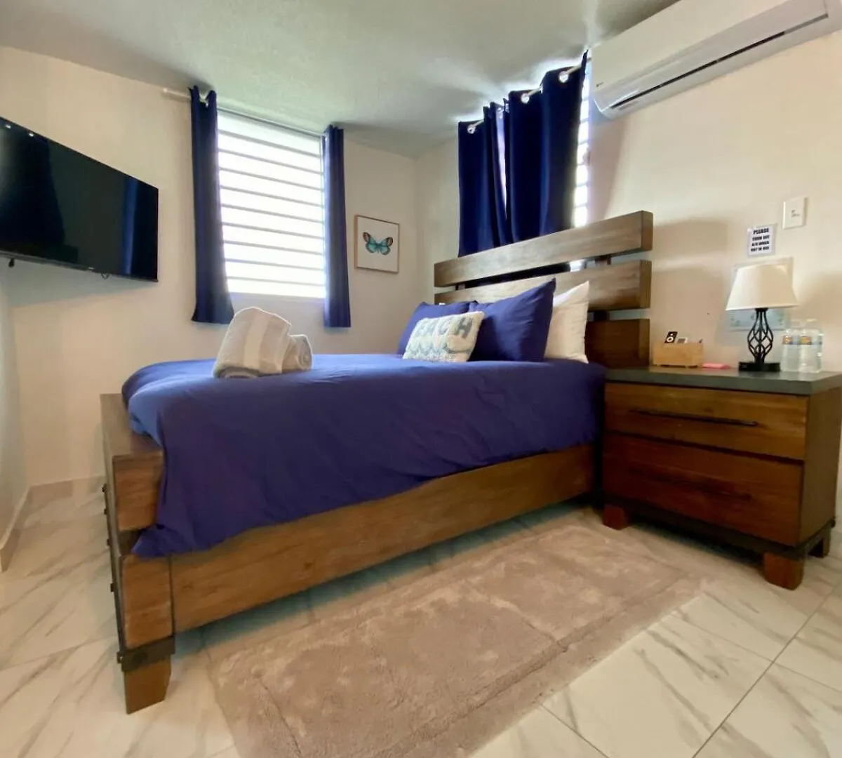 Modern Family Home 5 Minutes From Beach Toa Baja 0*,  Puerto Rico